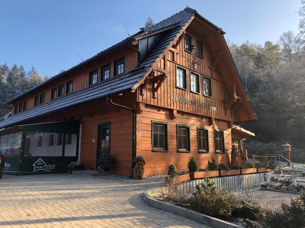 Kamenacka Myslivna Hotel Moravany  Exterior photo